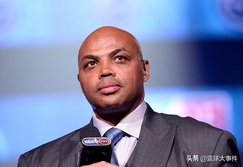 nba火箭队为什么被除名(交易保罗？开除教练组？火箭为何有一夜解体之势？巴克利一语羞破)