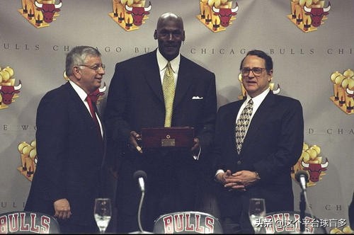 老板克劳斯发推支持（如何评价杰里-克劳斯的是非功过？克劳斯最终证明他业务一流！）