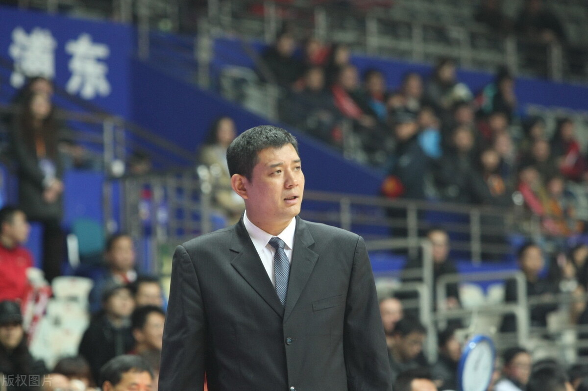 李春江杜鋒郭士強（李春江正式回歸，杜鋒郭士強客串當裁判，鞏曉彬重新執掌球隊）