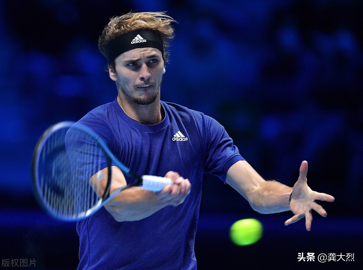 兹维列夫德约科维奇（兹维列夫：1年内2次击败世界第1德约科维奇，挺进总决赛争冠赛）