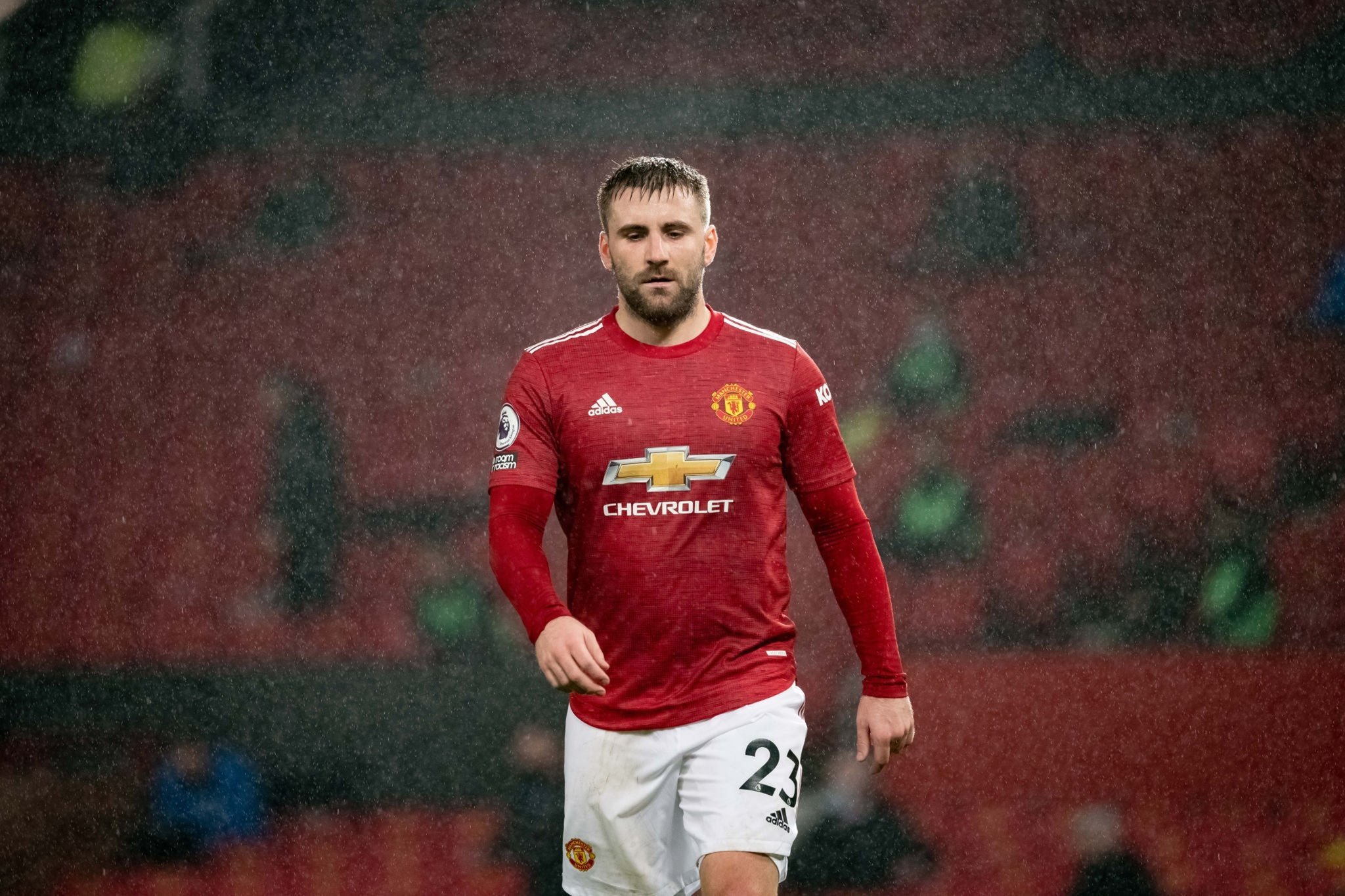 卢克肖续约(比利时前锋再次离开切尔西,科斯塔重回巴西,曼联计划续约