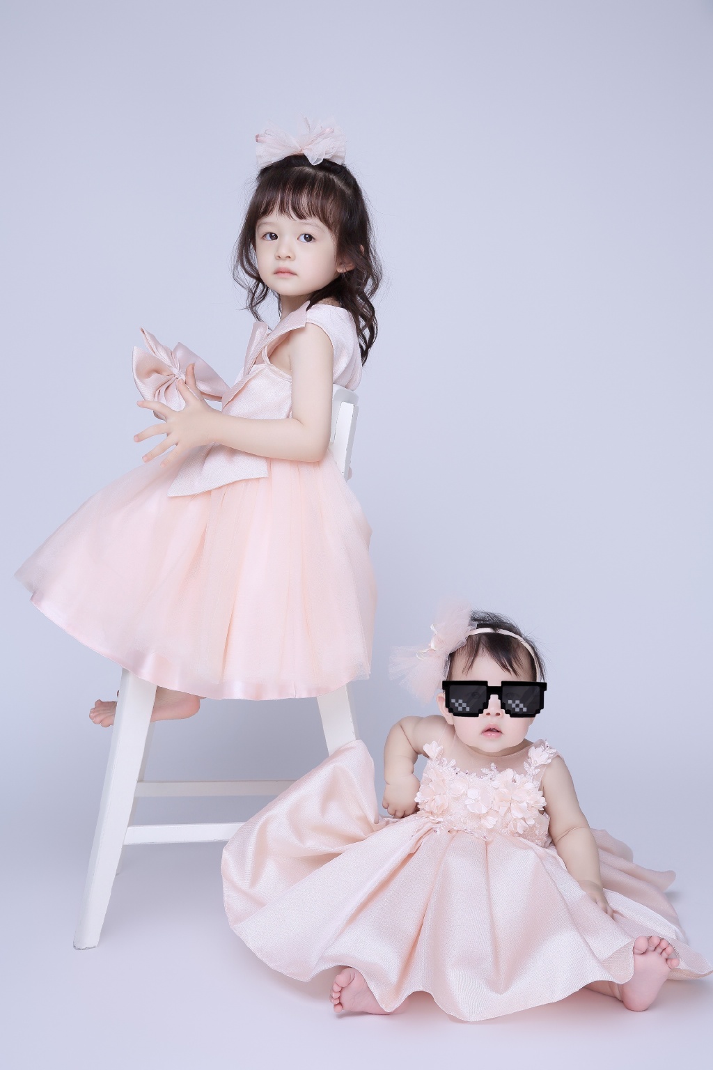 樊少皇分享全家福为二胎庆一周岁，妻子曾抱怨家庭主妇费力不讨好