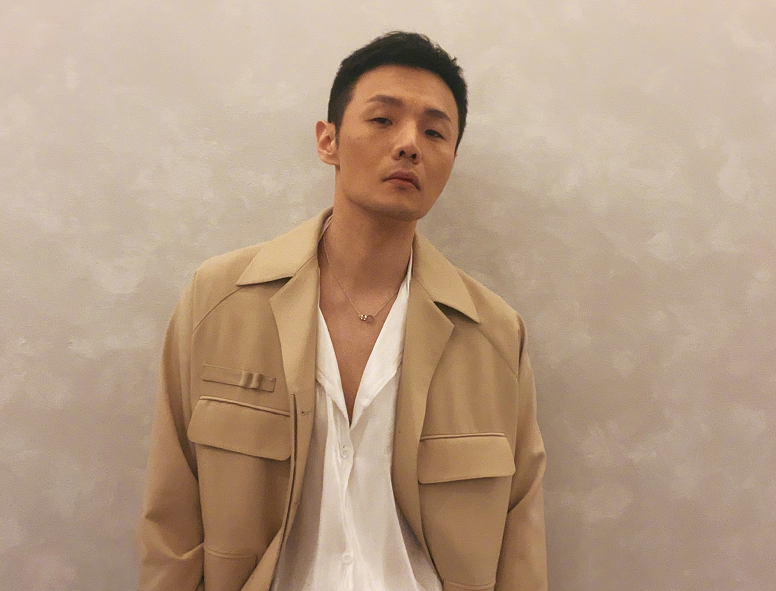 李荣浩为考生加油，六年文案充满仪式感，霸道总裁式发言让人安心