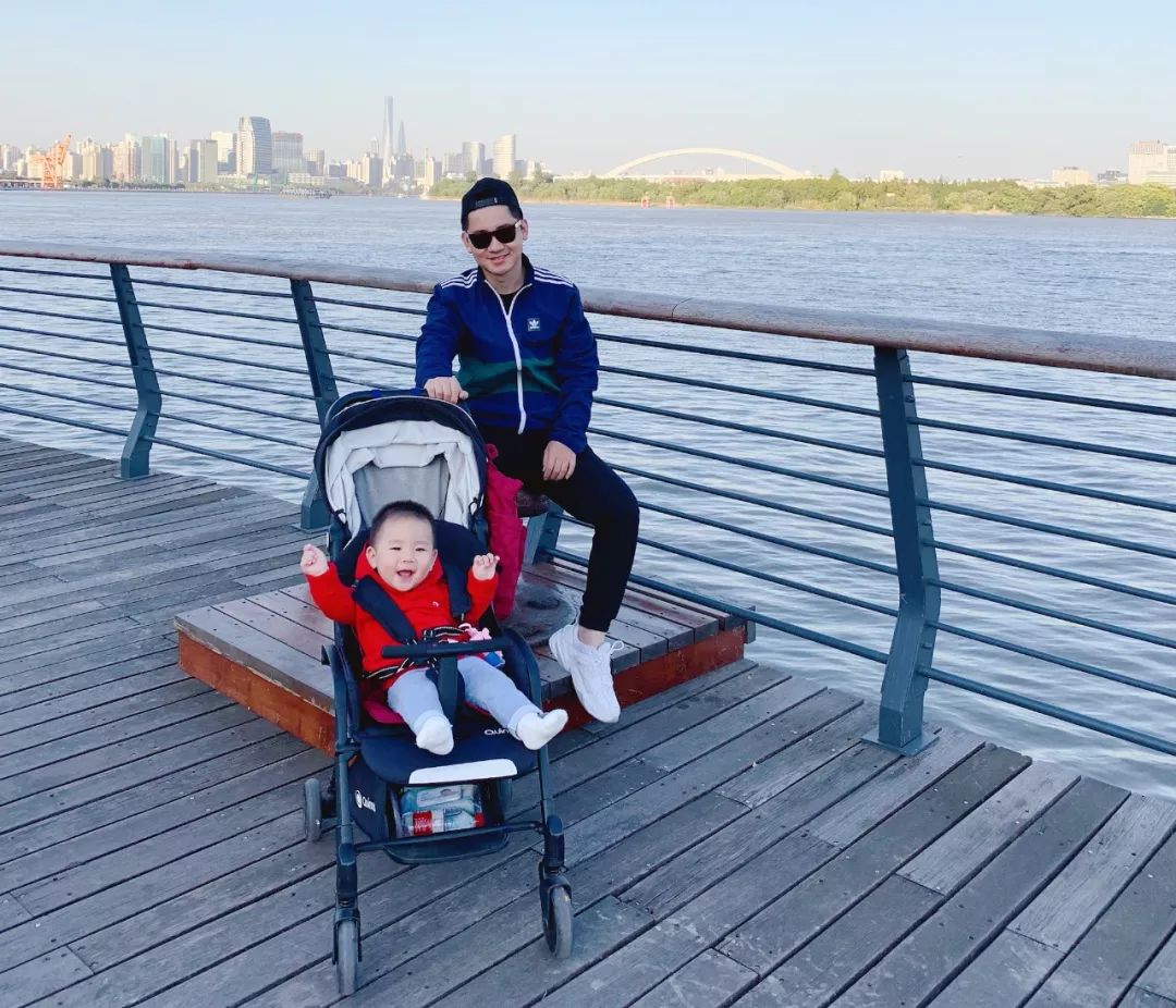 没读过本科，做了8年一线销售，如果再选一次，我还会做销售