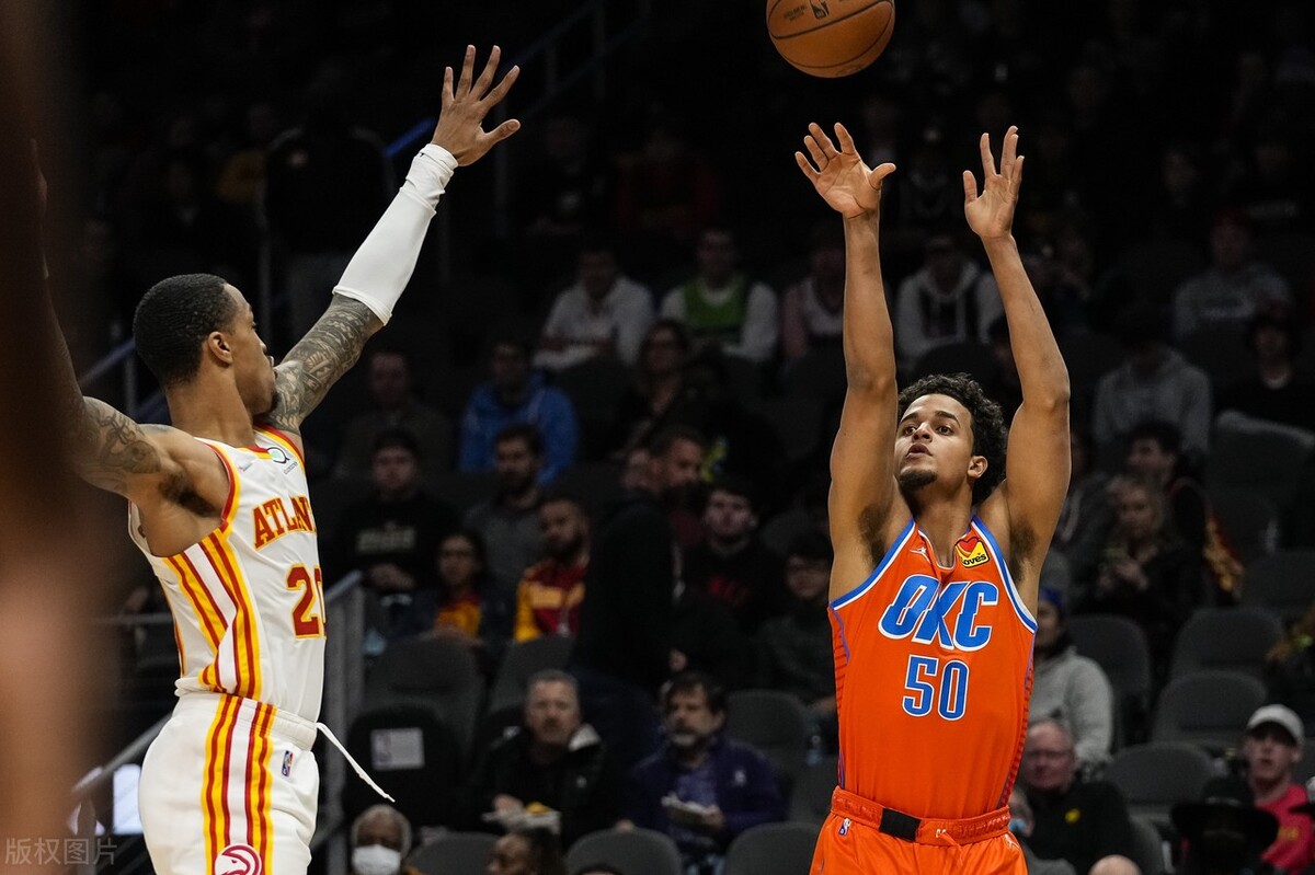 老鹰113-101轻取雷霆（特雷杨30分，主场12分大胜雷霆！6连败后迎来5连胜，老鹰重回正轨）-趣拿体育