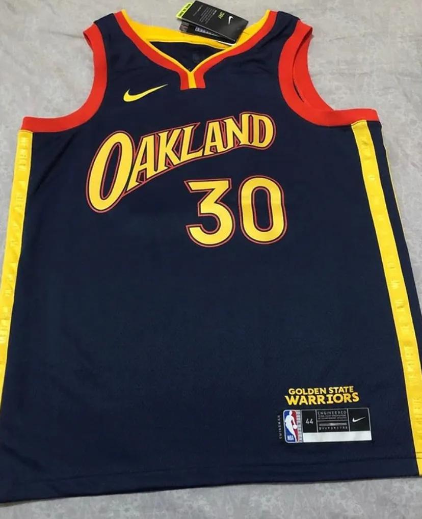 nba有哪些球隊有短袖版球衣（NBA球員上身：新賽季城市版球衣，獨行俠和猛龍隊很帥）