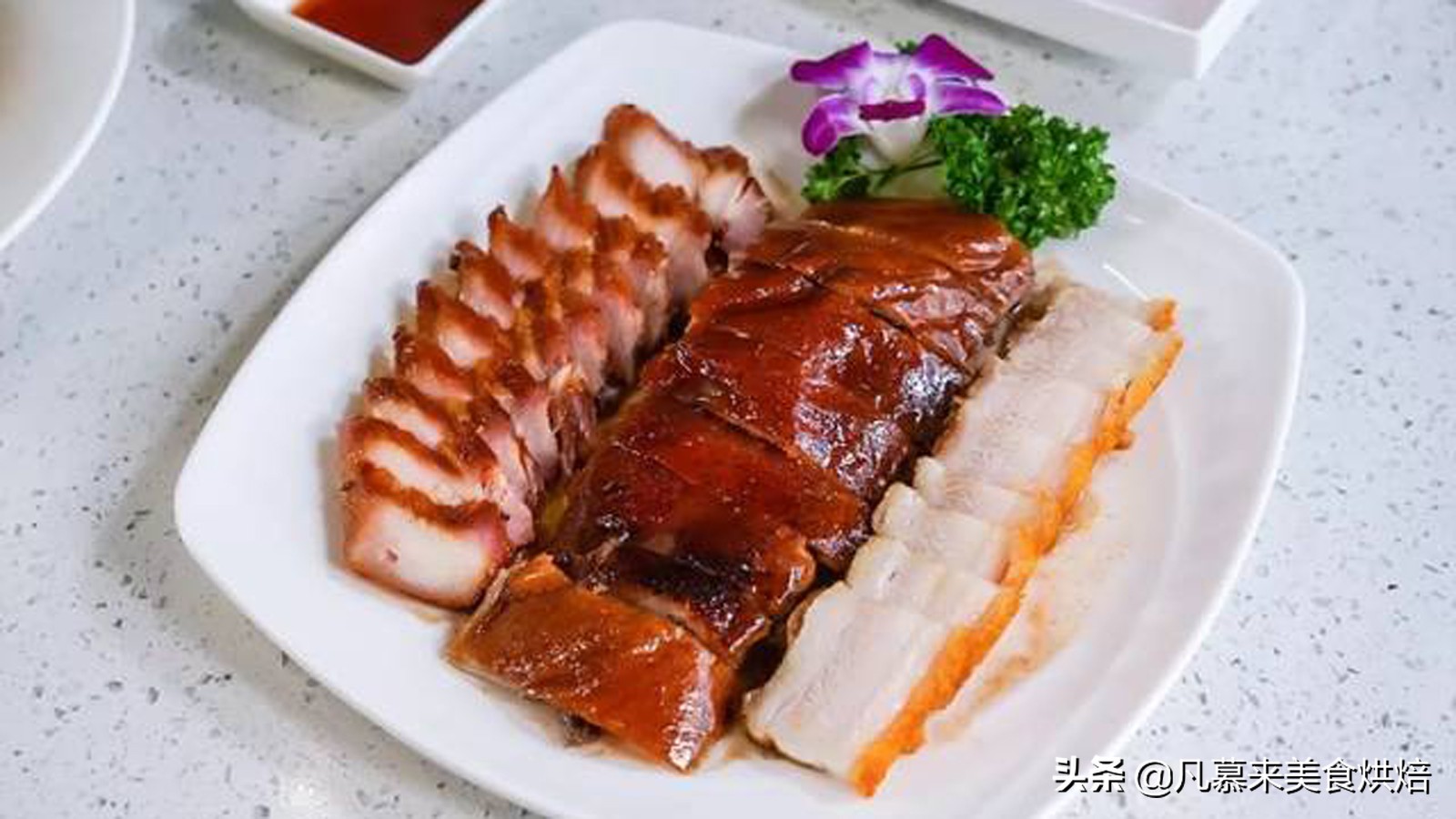 香肠摆盘怎么摆（不同腊味拼盘的摆盘教程分享）