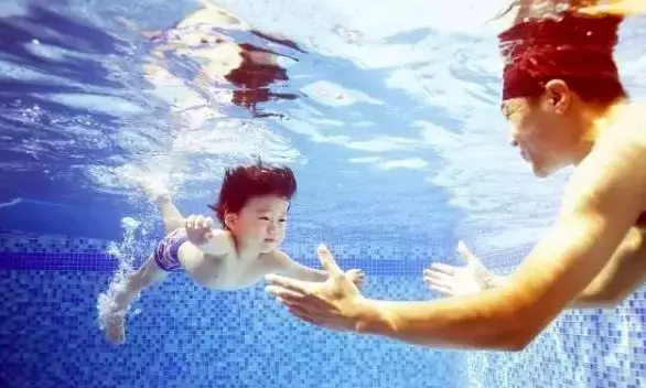 各年龄段适用:这个运动对孩子的好处居然那!么!大!