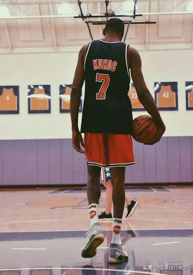 杜兰特现在在哪个队2021(杜兰特在湖人训练馆首秀,站投三分4中4,要