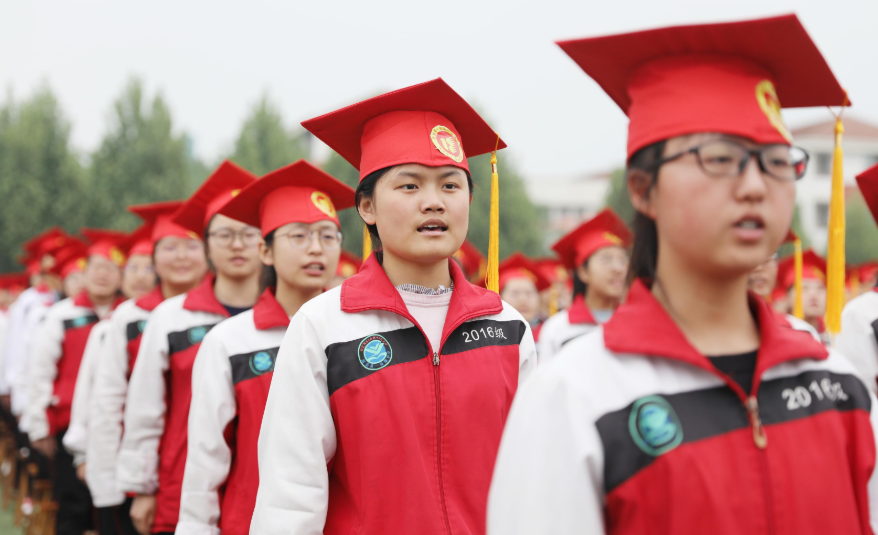 河南容易被“低估”的大学，录取分数不高，毕业多半能进国企