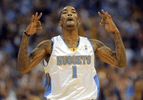 jr史密斯结束16年nba生涯?让詹姆斯又爱又恨的神经刀)