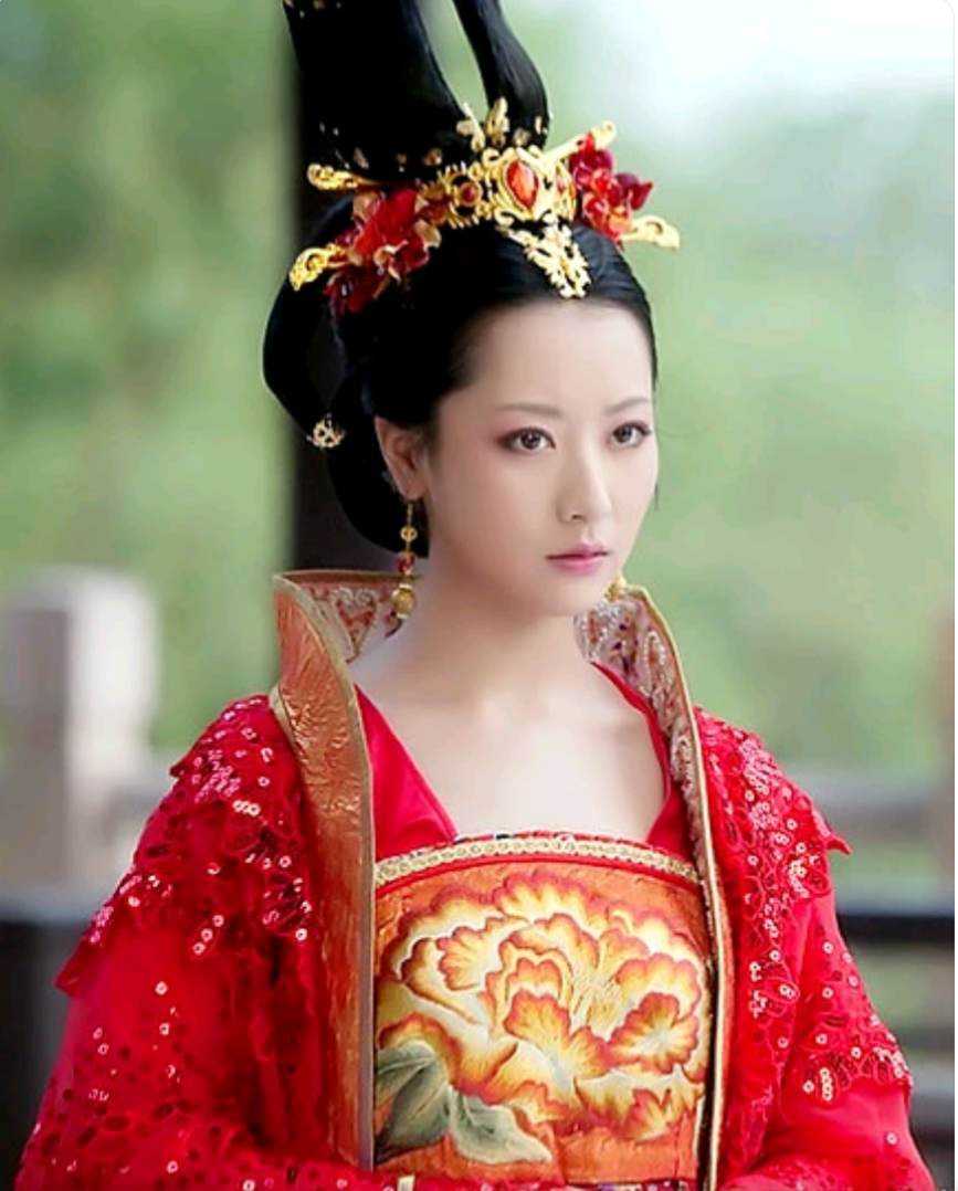 白冰神话古装图片(白冰的6大古装扮相你都见过吗) - 赤虎壹号