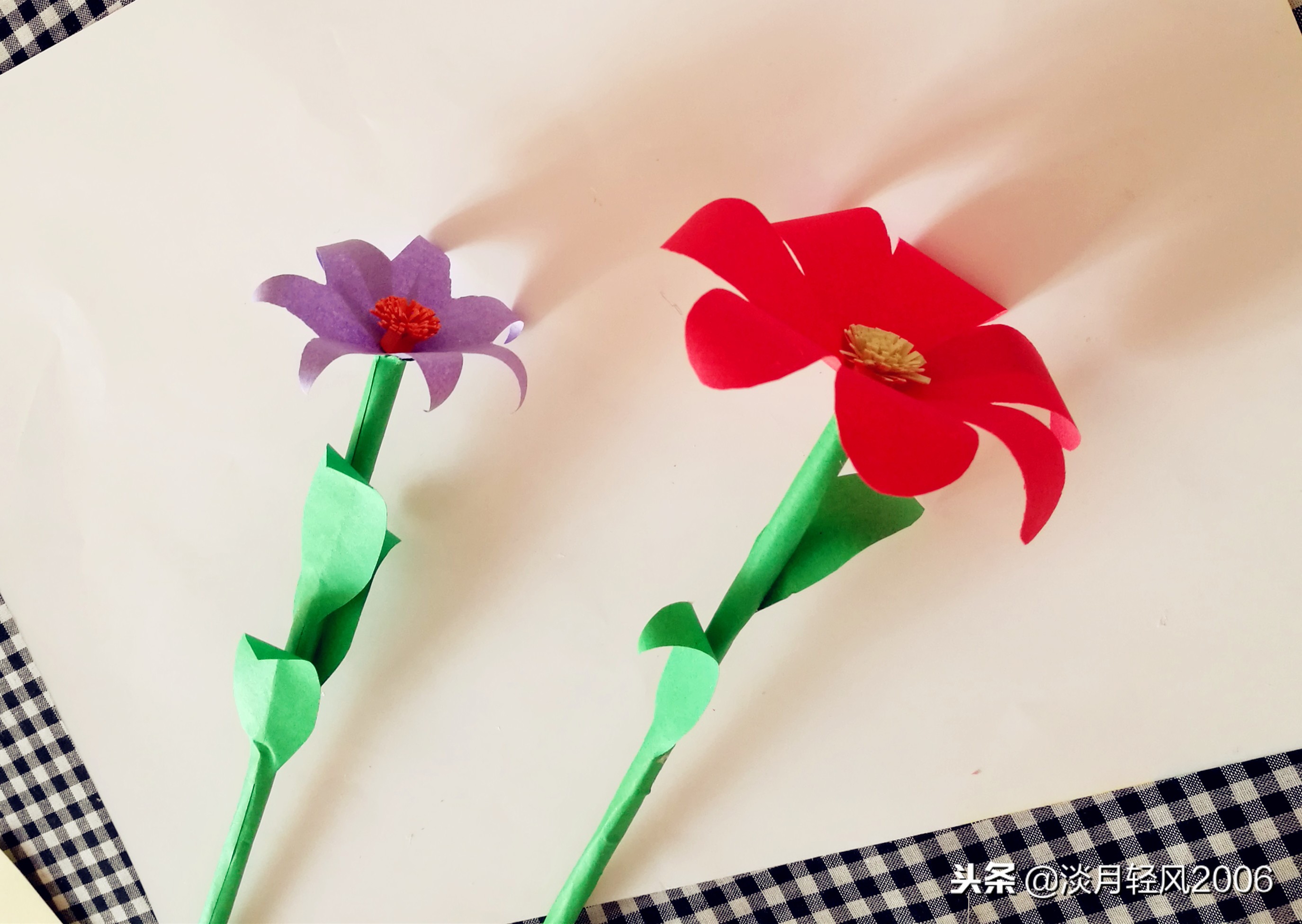 用硬卡纸做花朵简单图片