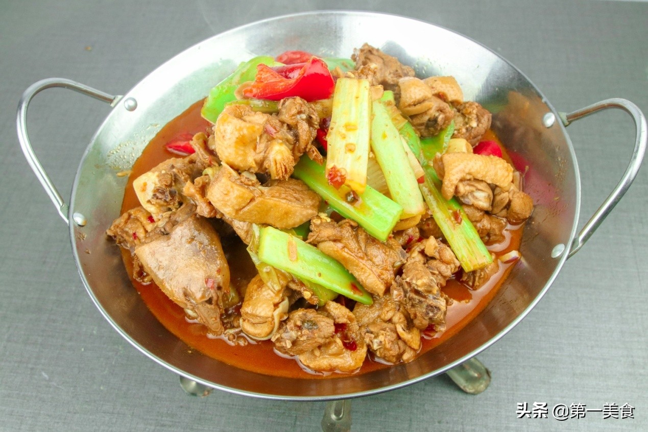 【干锅啤酒鸭具体做法】