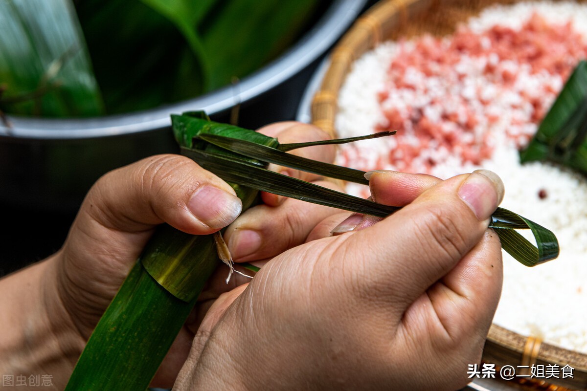 粽叶怎么处理才能包粽子（包粽子的叶子叫什么）-第6张图片-巴山号