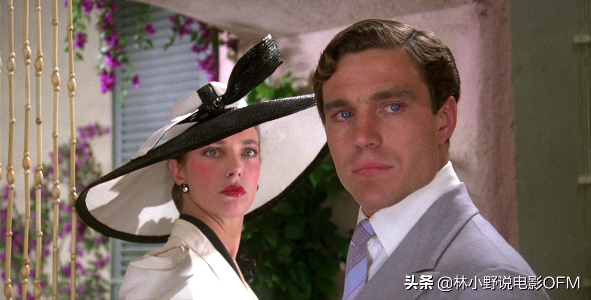 《阳光下的罪恶》女主角是邦女郎，男配是“查泰莱夫人的情人”