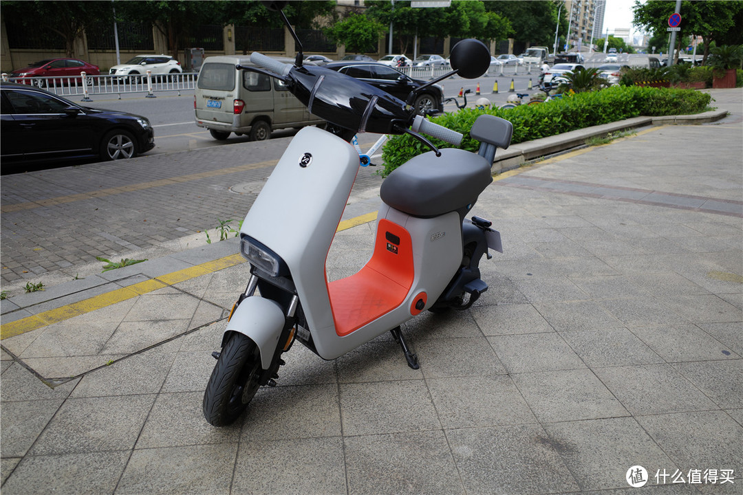 新日电动车的价格1000公里后