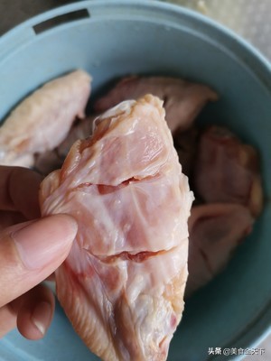 做好可乐鸡翅不单单是加可乐，重要的腌料配方，3分钟学会
