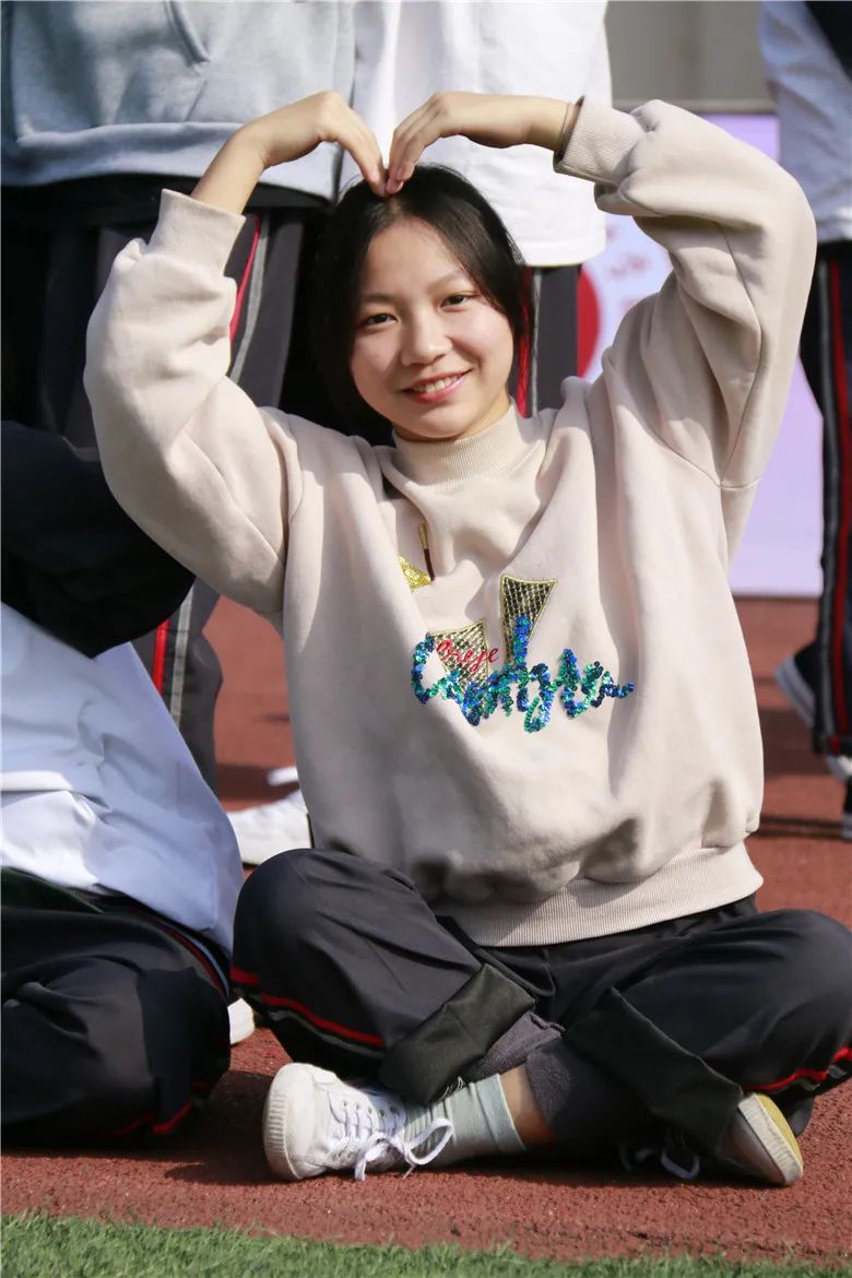 多图预警！成都天府新区职业学校第二届体育嘉年华活动顺利举行