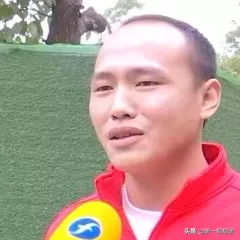 4S店保养闹乌龙，工作人员忘记加机油，车子差点陷入爆缸隐患