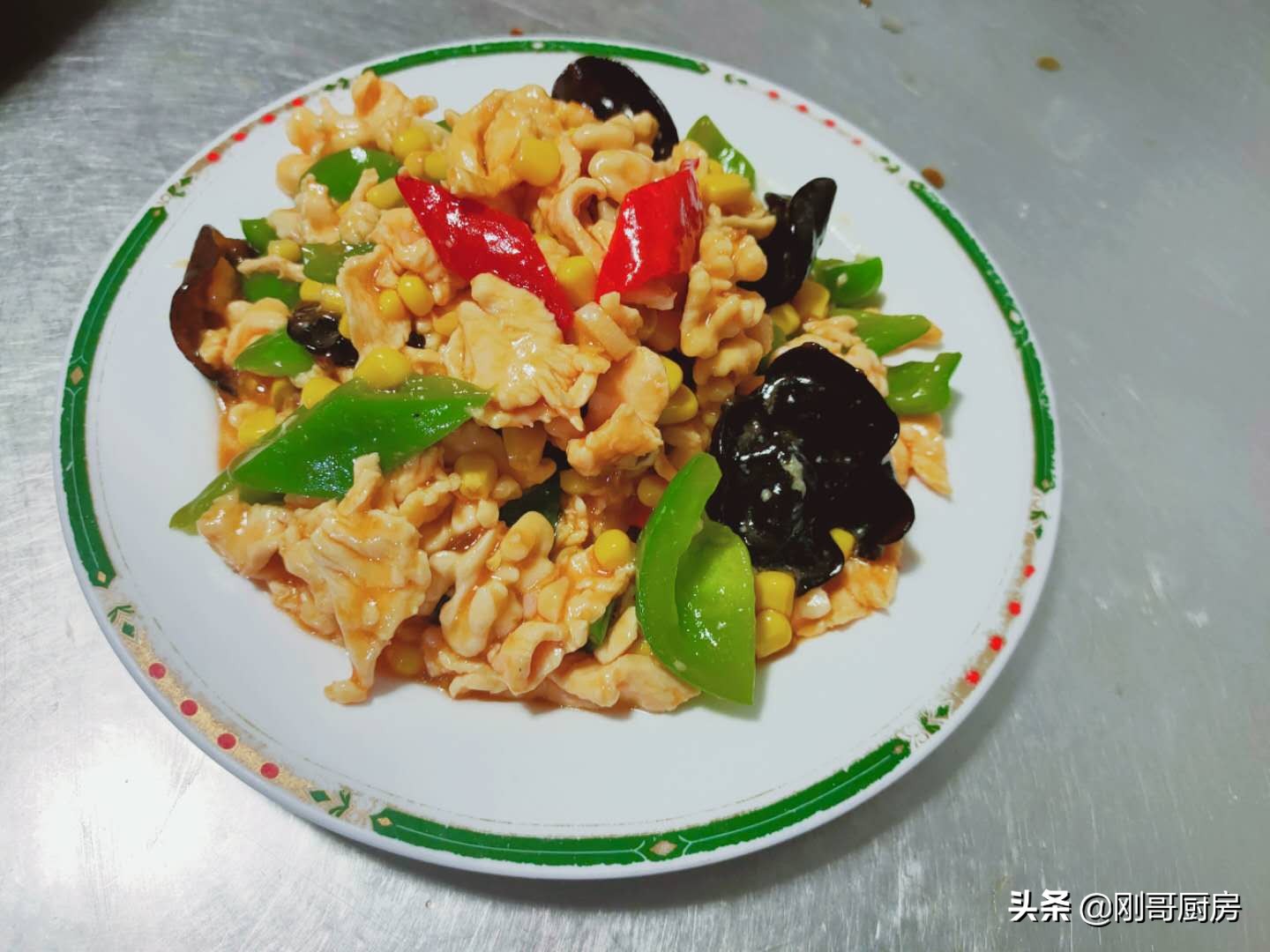 鸡胸肉这样做太香了，不加一滴油，出锅香味浓郁，连吃5天都不腻