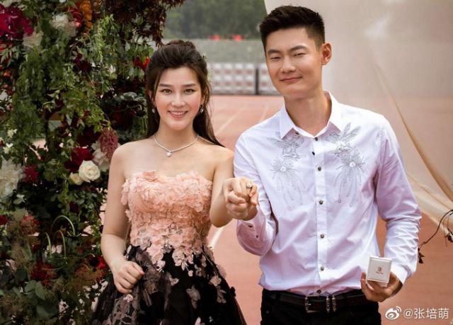 甘肅衛視全景足球在哪里直播（張培萌和張莫涵這段婚姻關系里，最受傷的是誰？）