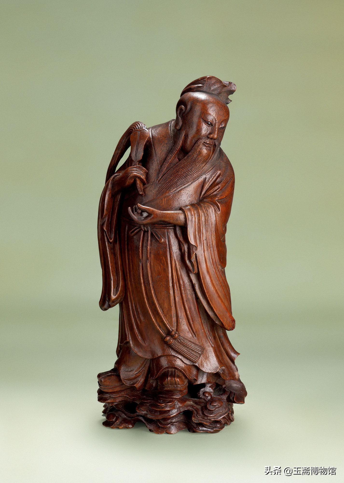 这些巧夺天工的艺术品，竟然都是竹根雕，史上最贵的竹根雕拍卖榜