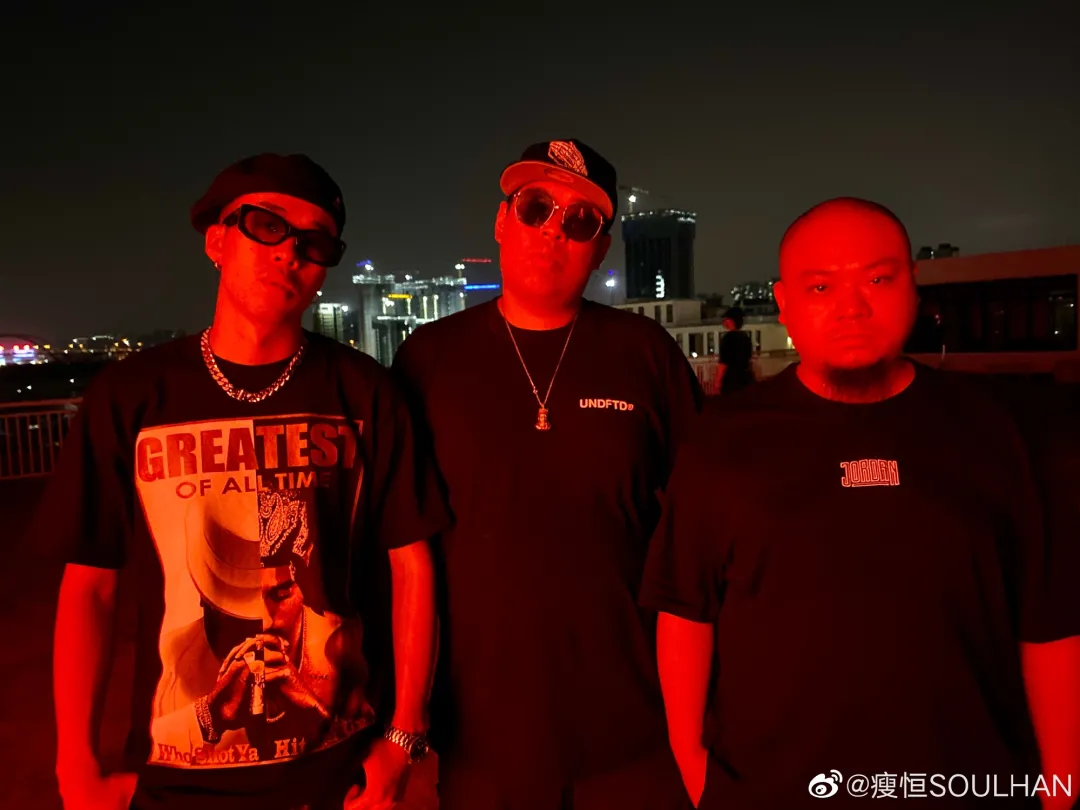 今天的中文说唱,迎来了他的中场休息
