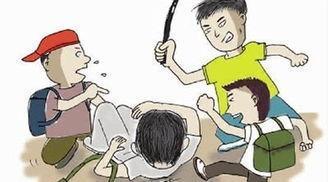 孩子在学校被同学欺负，父母只需做一件事，娃以后再也没人敢惹