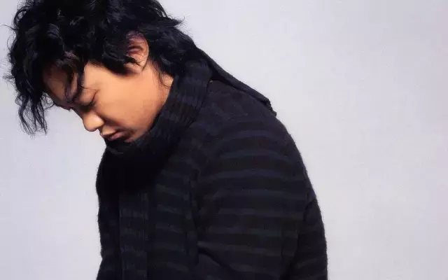10首最经典的粤语歌，听一遍就上瘾了