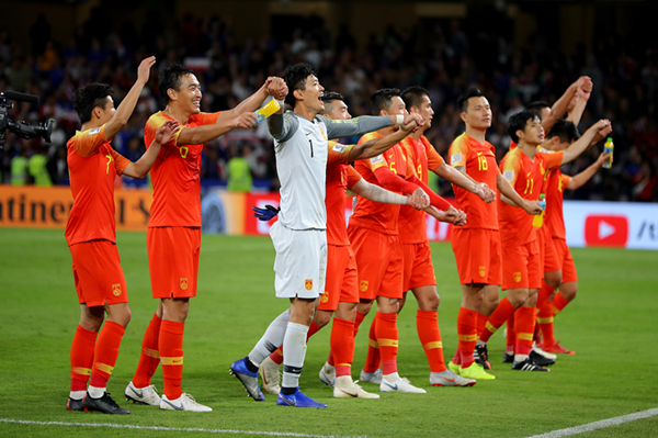 足球比赛换人为什么容易进球（换人总能很快进球，里皮到底有什么“魔法”？）-趣拿体育