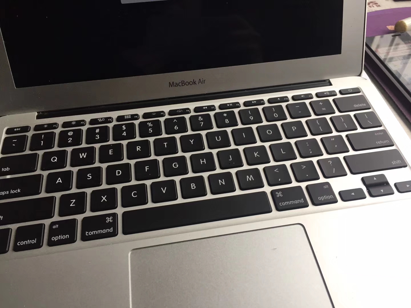 MACBOOK AIR更换键盘 拆机更换原装键盘