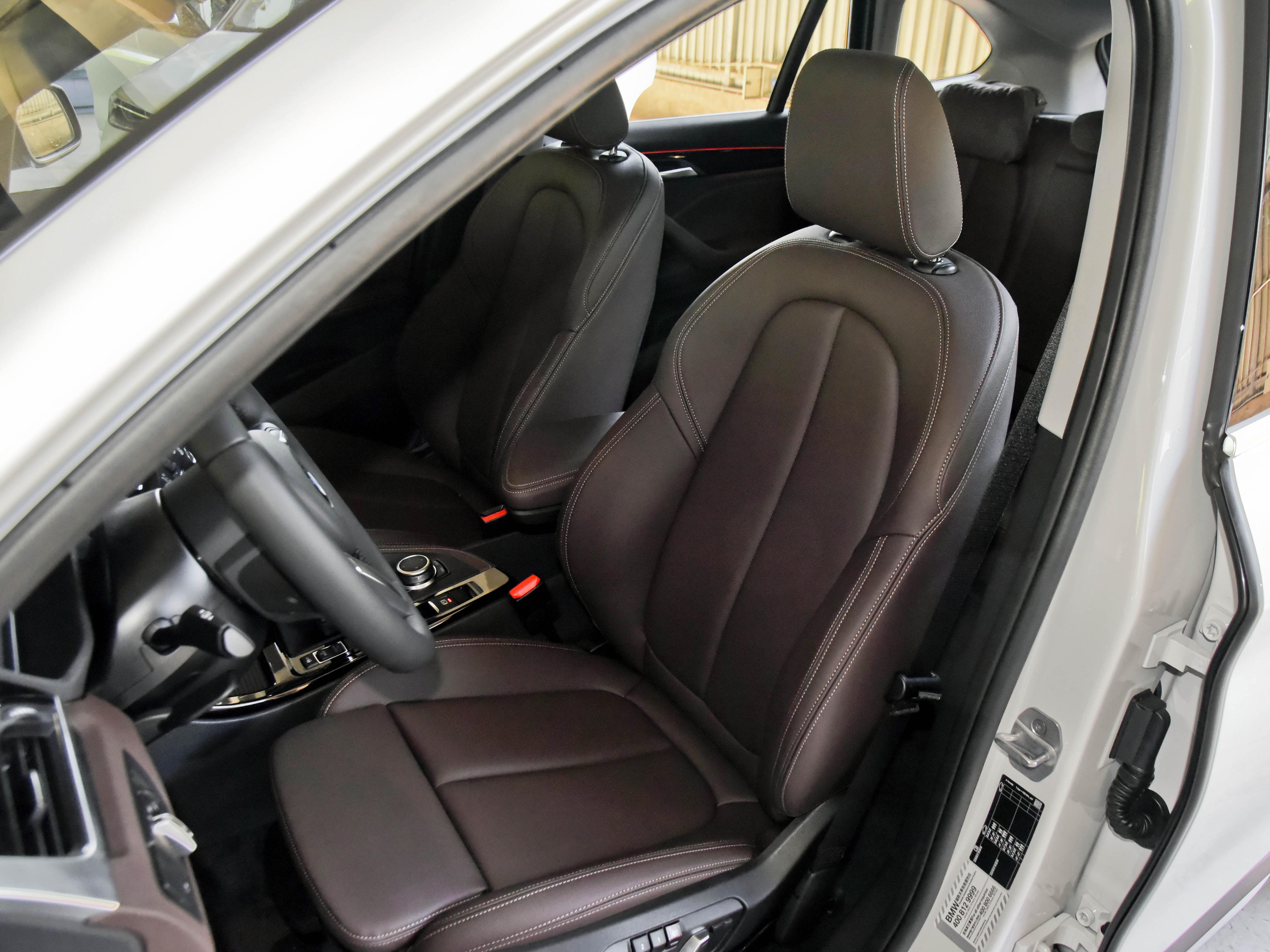 宝马x1空间(越级的后排空间表现) - 四帝国车市