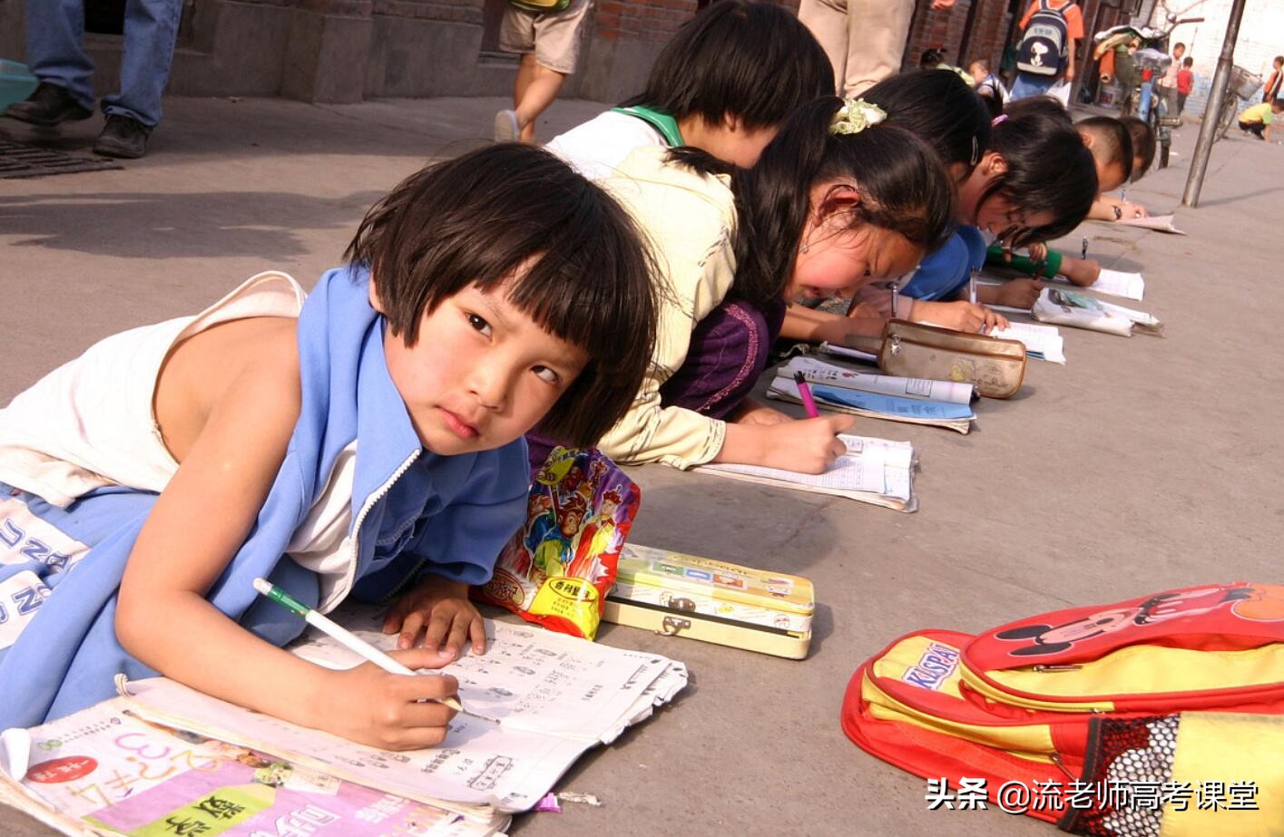 全国多地中小学暑假时间表公布，做好3件事，更能让孩子成为学霸