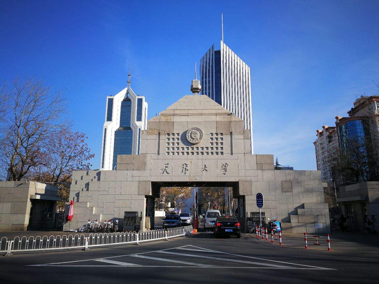 我国双一流大学面临"洗牌",4所高校有降级风险,学生欲哭无泪