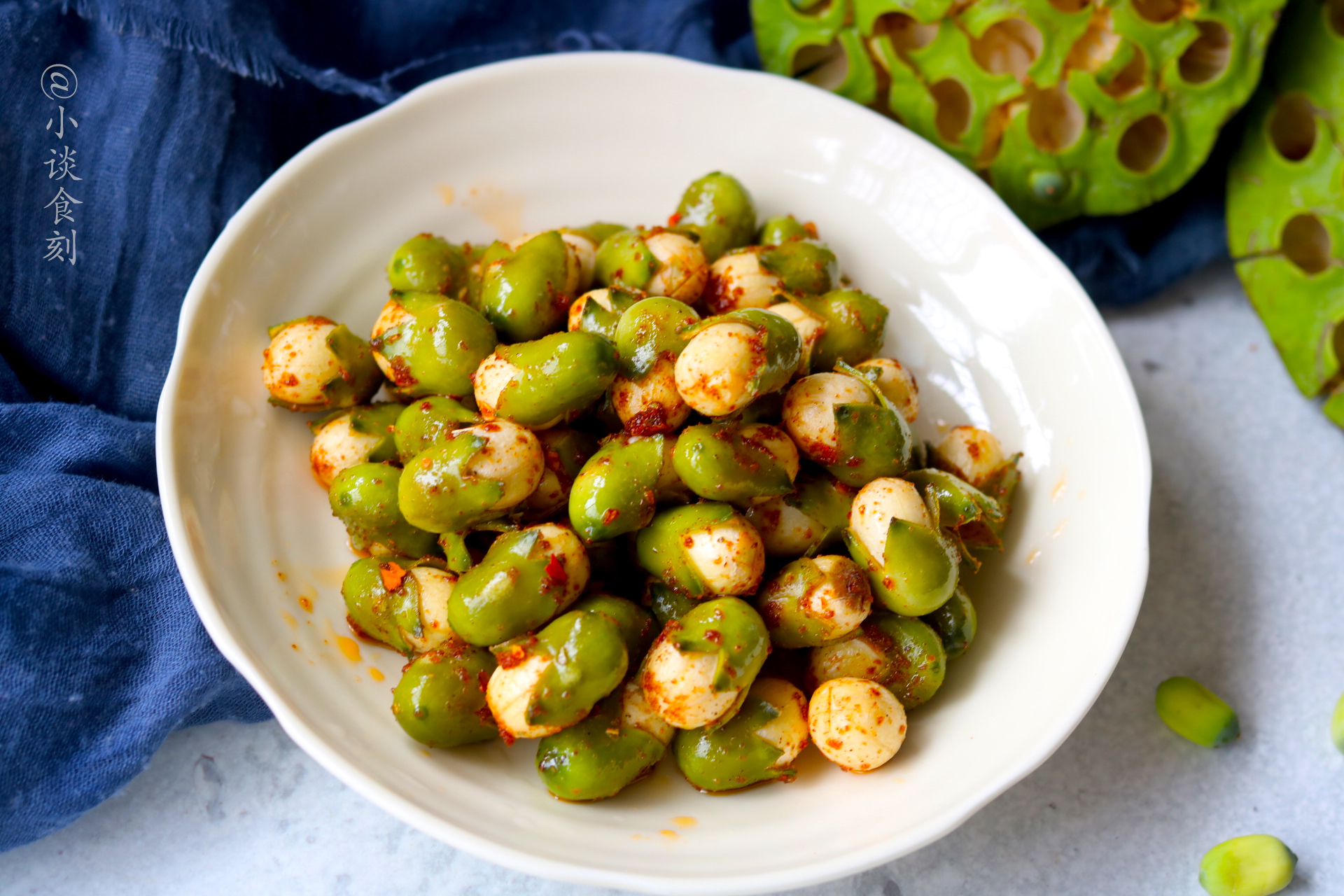 莲蓬怎么吃(莲蓬怎么吃)