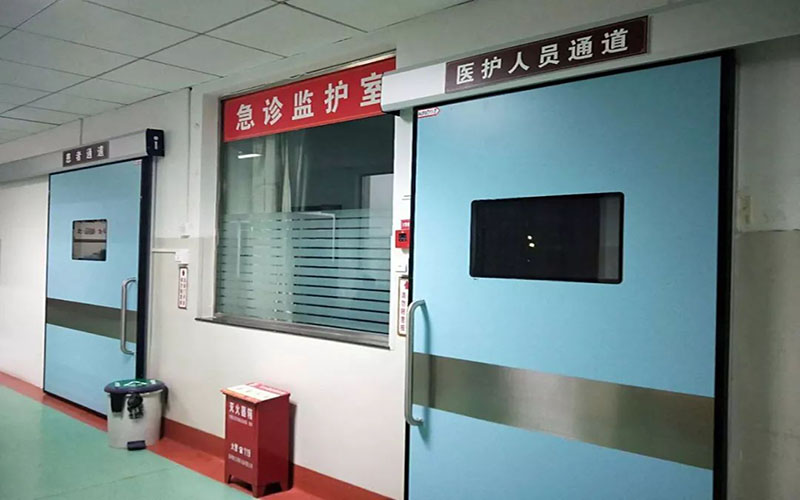 5月15日,张丽莉被转移到哈医大一院icu的隔离病房,进入正常的监护治疗