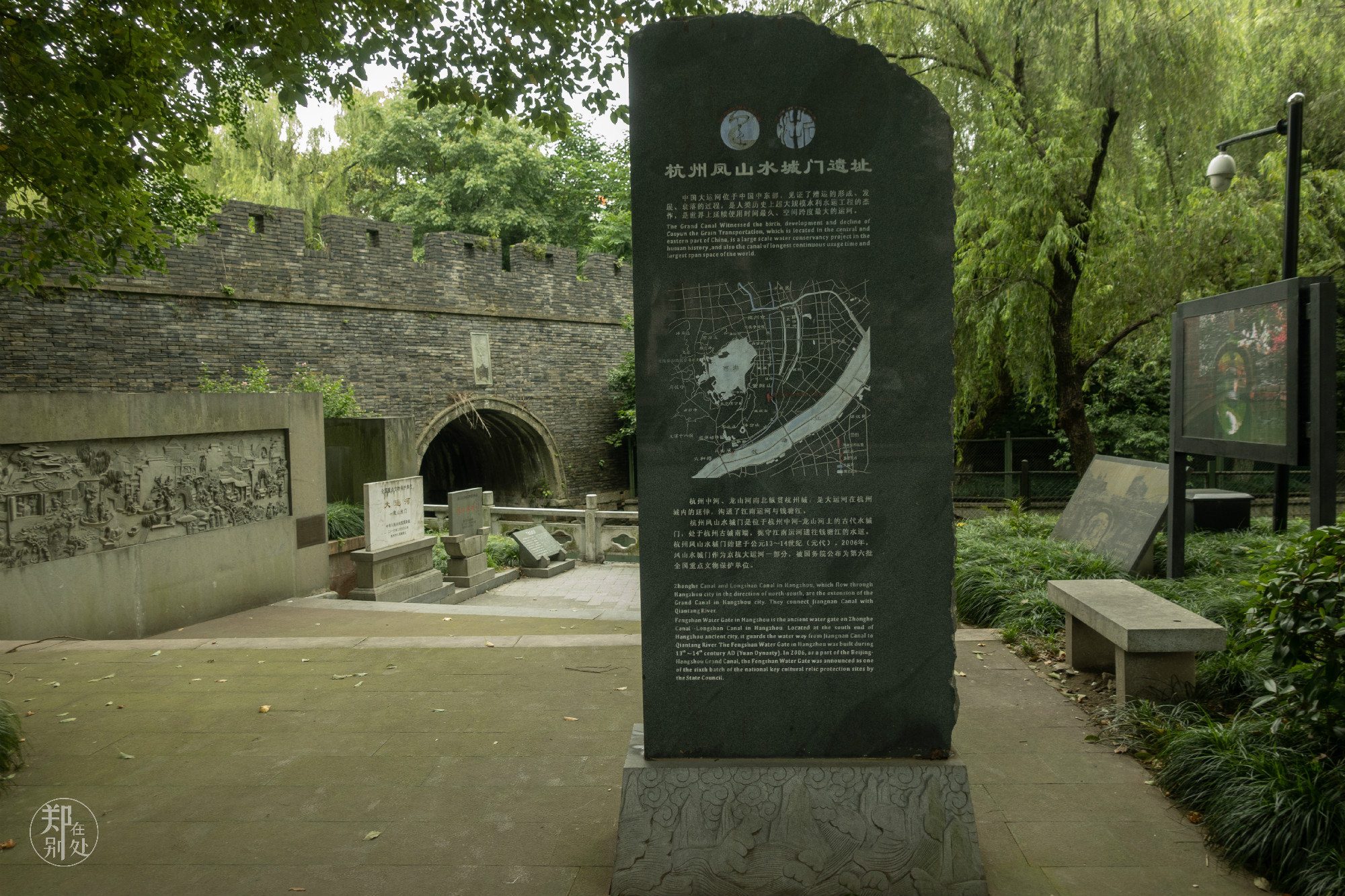 杭州凤山门：百年前，坐“篮筐电梯”上城门，要花点钱