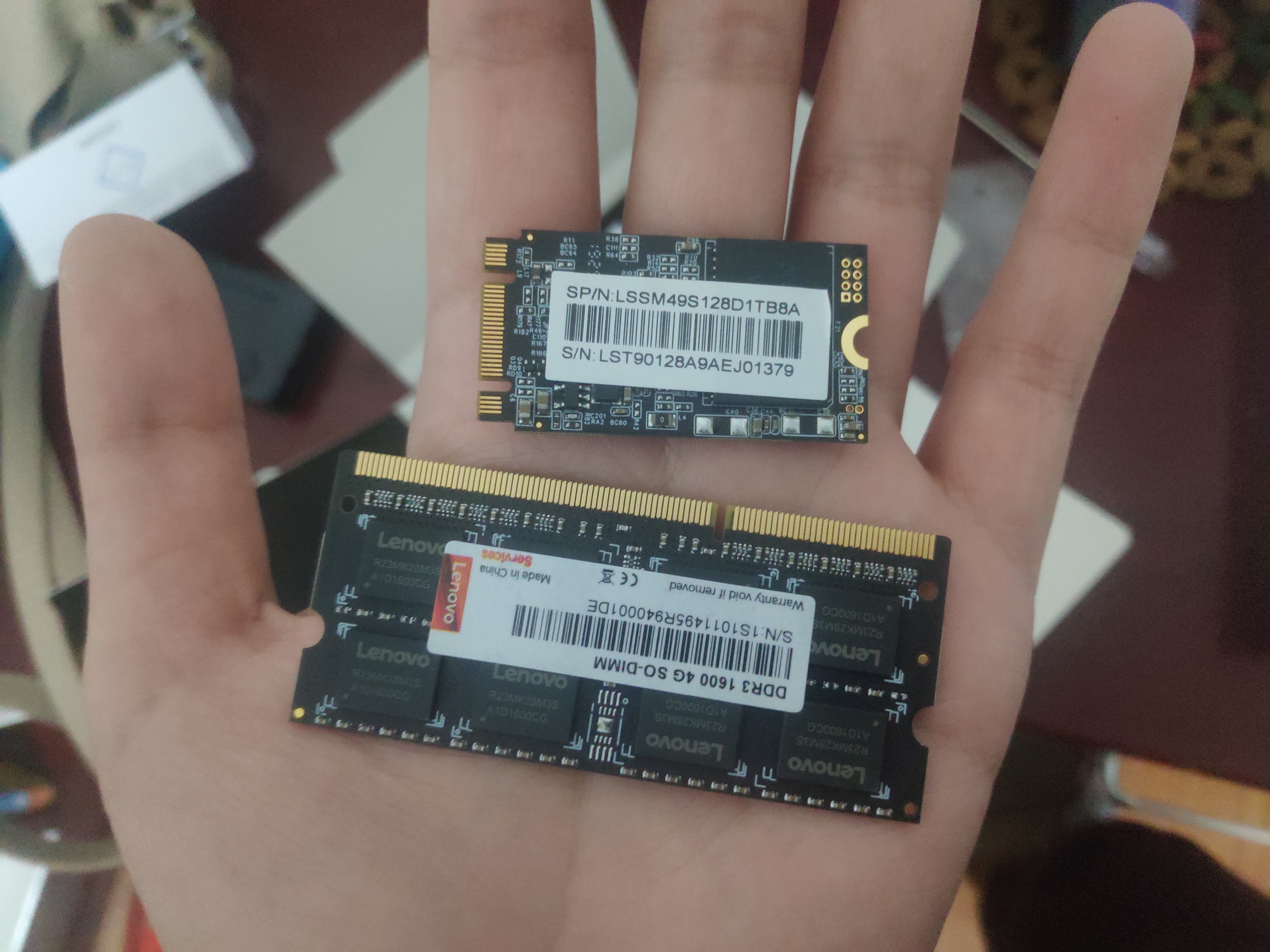给联想笔记本y430p升级固态和内存