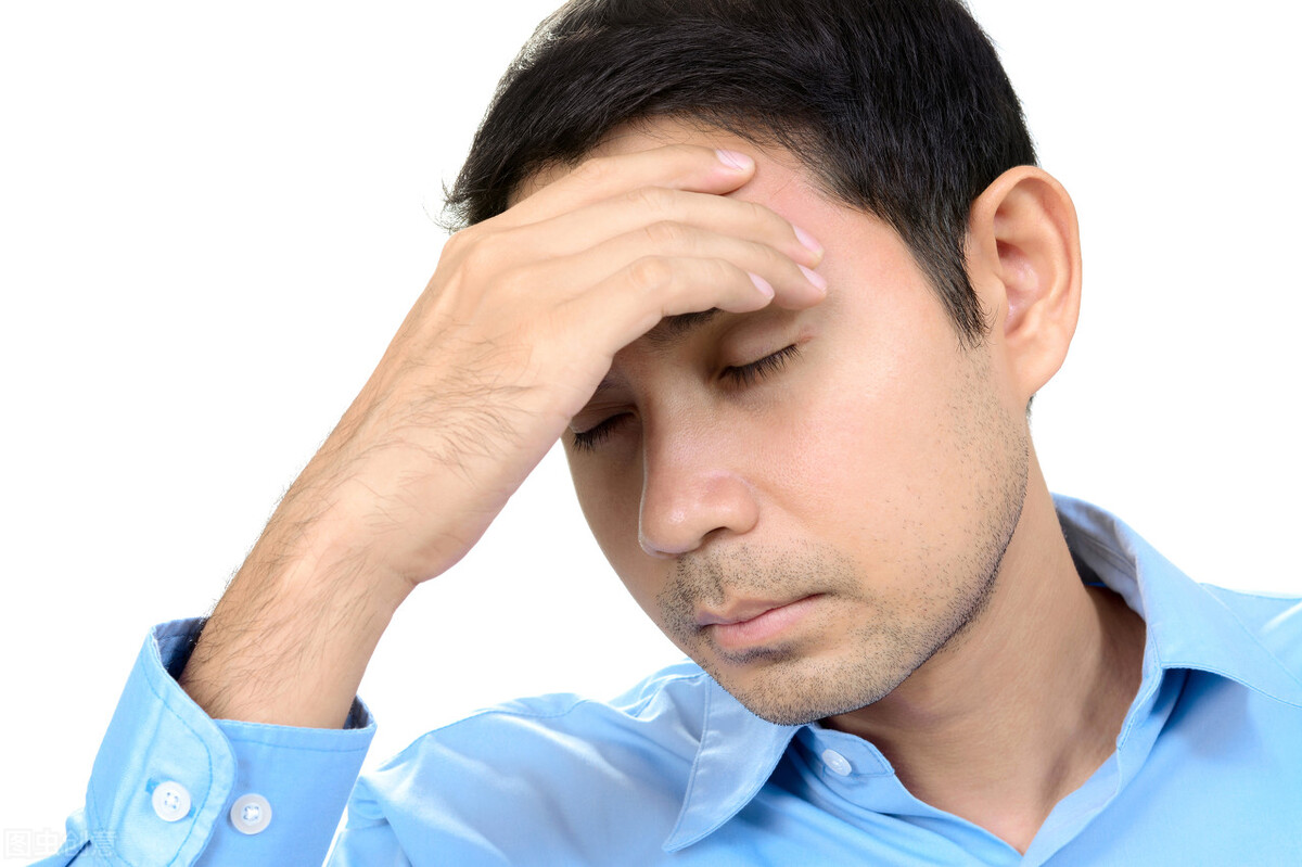 男子长期头晕误当颈椎病，一查竟是脑瘤！医生总结脑瘤的9大征兆