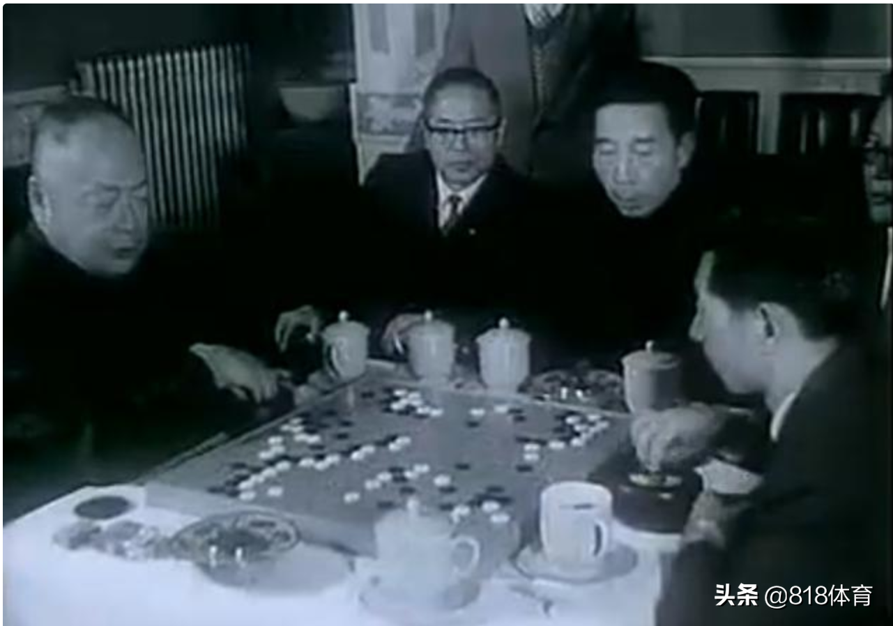 棋力和酒量成正比聂卫平四斤茅台(聂卫平13岁逃学看陈祖德胜日本!跟学校撒谎生病,妈妈发现拿搓板揍)