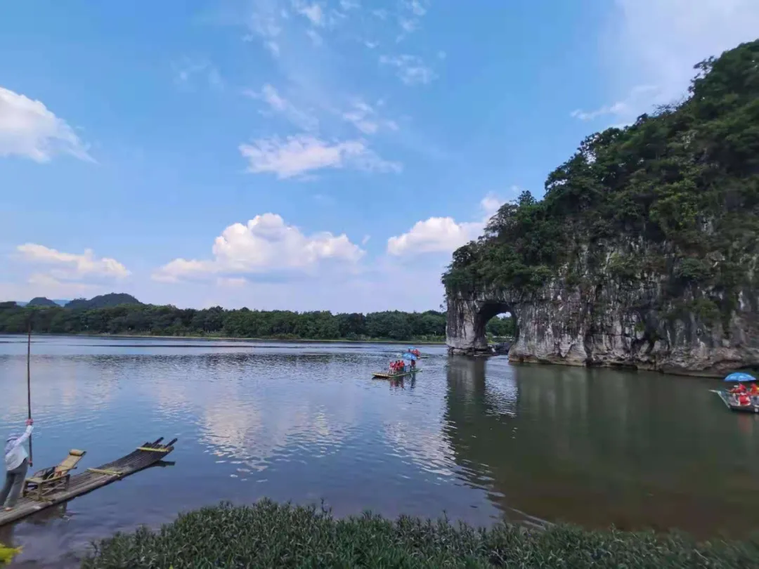 职场忙里偷闲来次桂林3日游：桂林山水甲天下，沉醉其中不愿归来