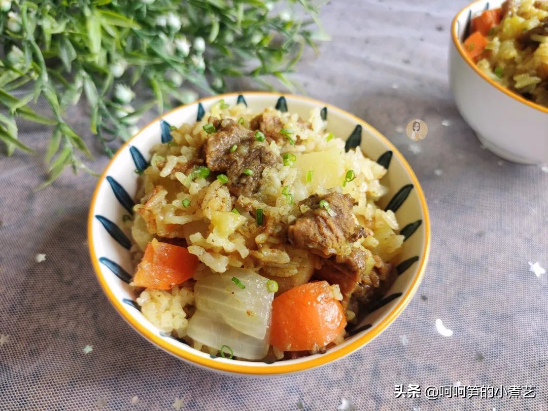 只要电饭煲就能做的咖喱饭，简单又好吃，快手还美味，适合新手党
