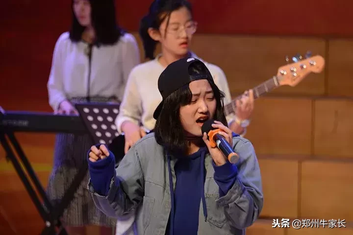 管理轻松但成绩拔尖，常年稳居郑州前三！这一所高中凭什么？