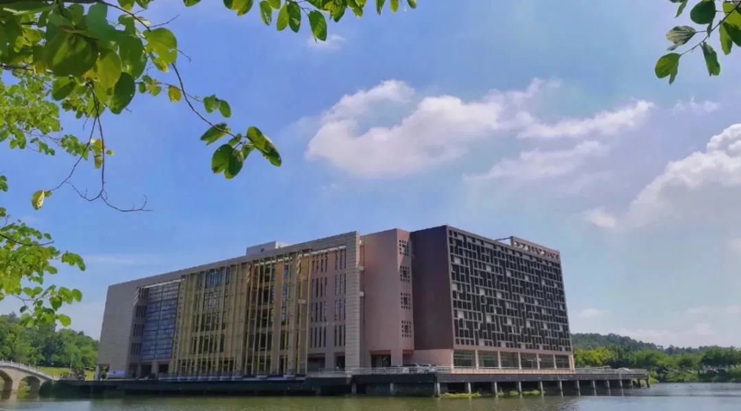 咨询电话！咨询群！广东财经大学21年本科招生咨询方式这里全都有