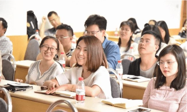 毕业后才发现，公办二本和民办二本的差距有多大，庆幸自己选对了