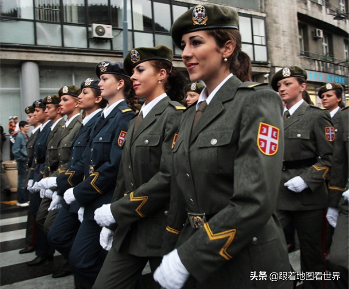 塞尔维亚位于地图的哪个位置（科索沃：塞尔维亚的自治省，为什么一直闹独立？）