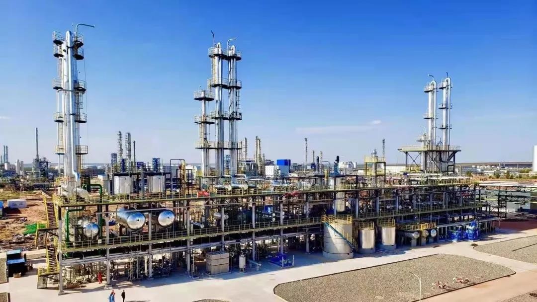 振奋人心！四川大学打破国外技术垄断，“万吨级”工业装置成功投产！