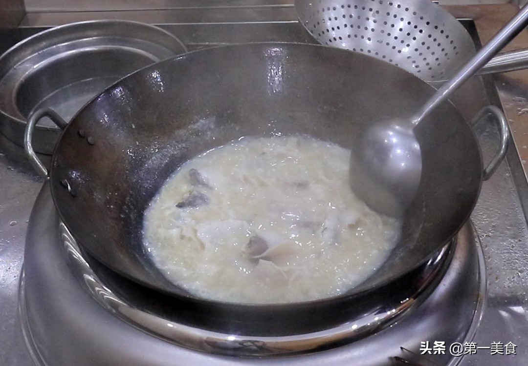 草魚的做法,草魚的做法簡(jiǎn)單又好吃