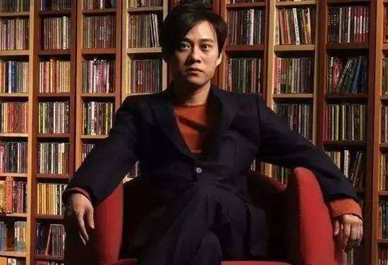 林夕经典歌词 林夕最美十句歌词-蟋蟀号,争做互联网的一股清流